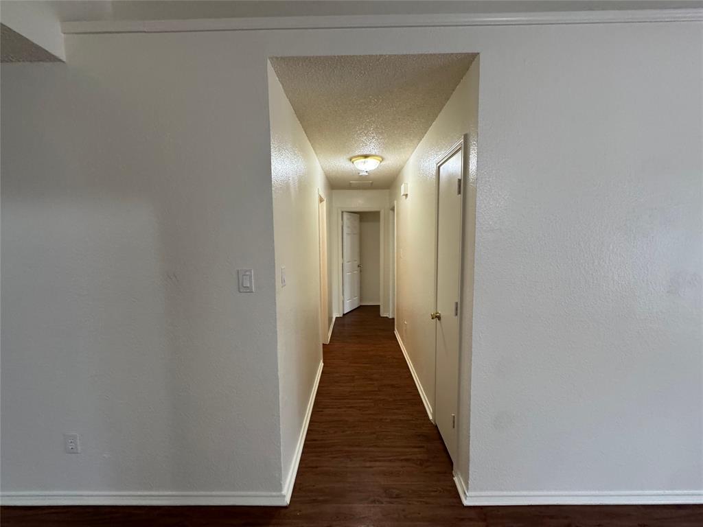 4024 Periwinkle Drive Property Photo 12