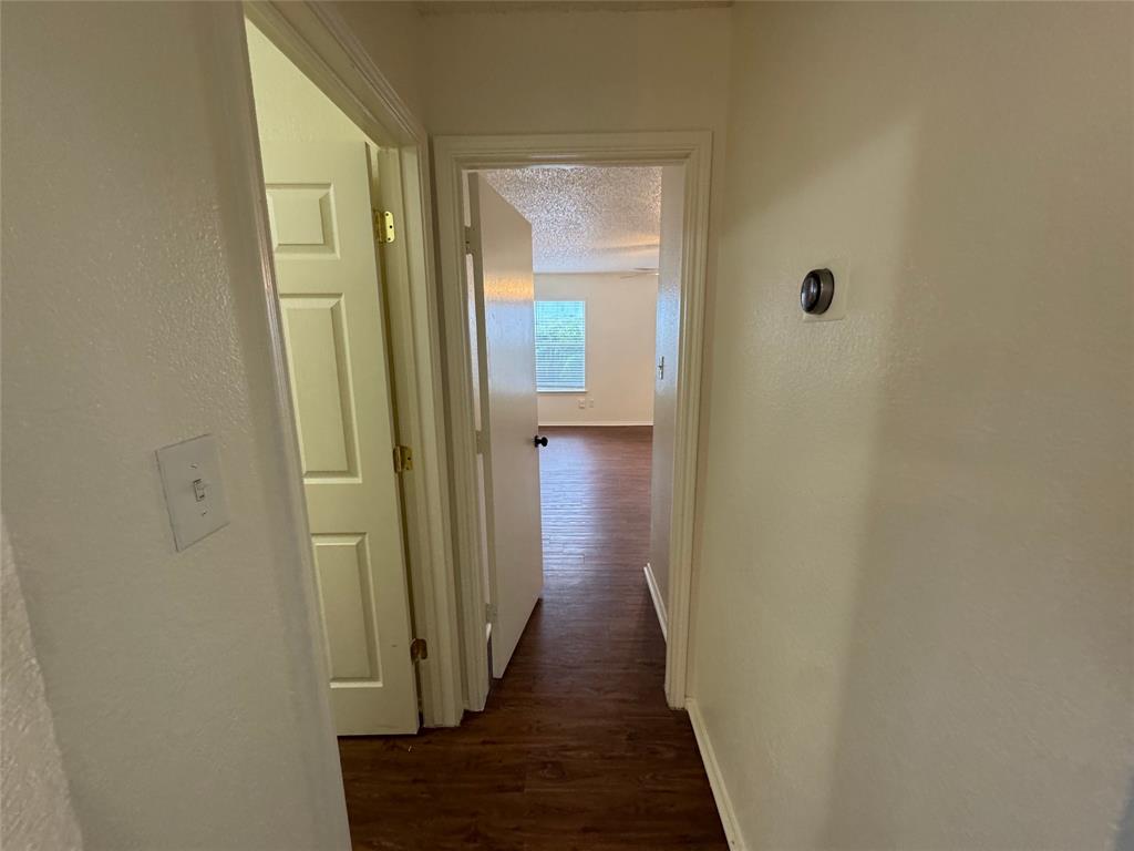 4024 Periwinkle Drive Property Photo 13