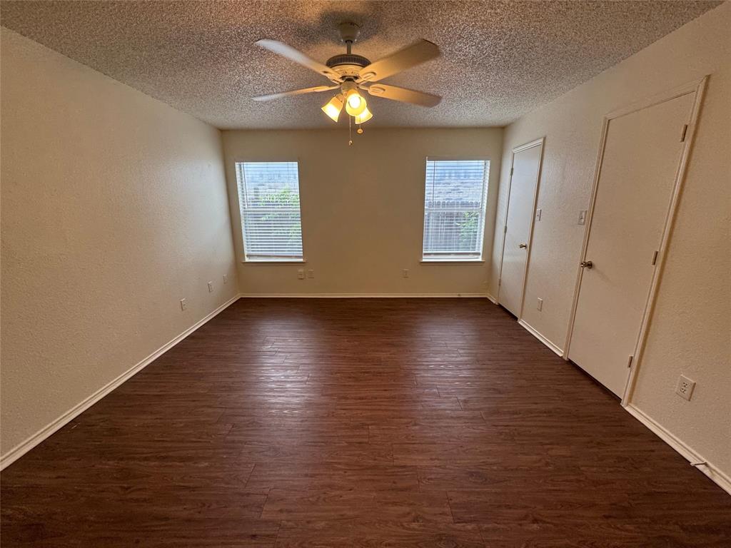 4024 Periwinkle Drive Property Photo 15