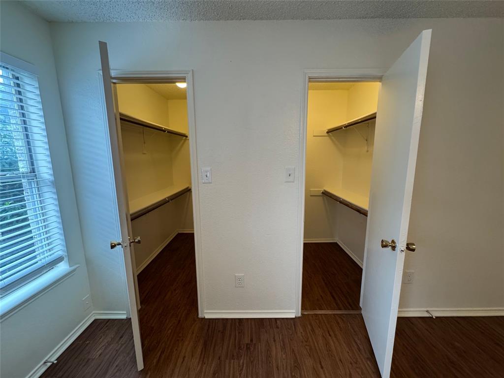 4024 Periwinkle Drive Property Photo 17