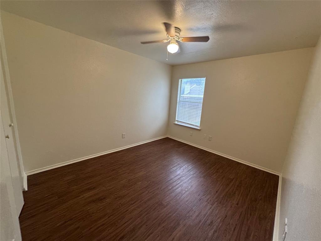 4024 Periwinkle Drive Property Photo 21