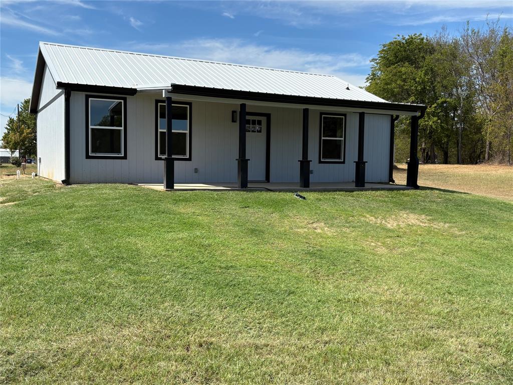 216 Balckfoot Property Photo 1