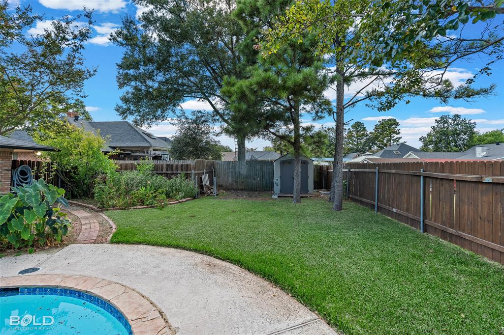 128 Southwood Drive Property Photo 40