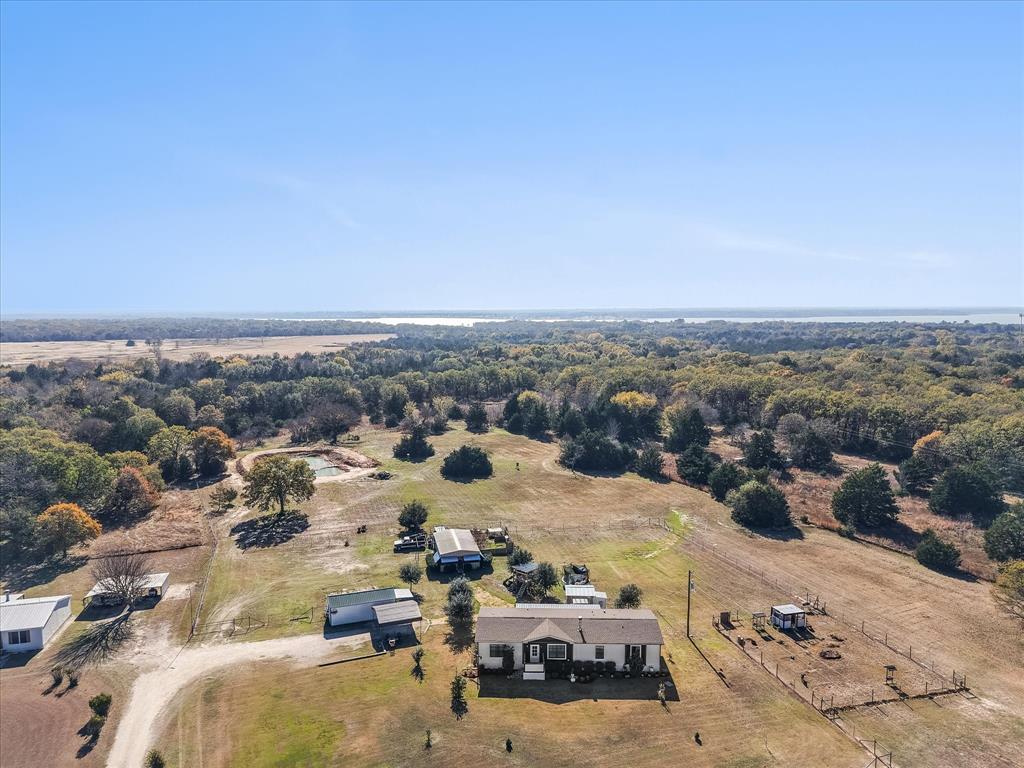 16857 Fm 639 Property Photo 6