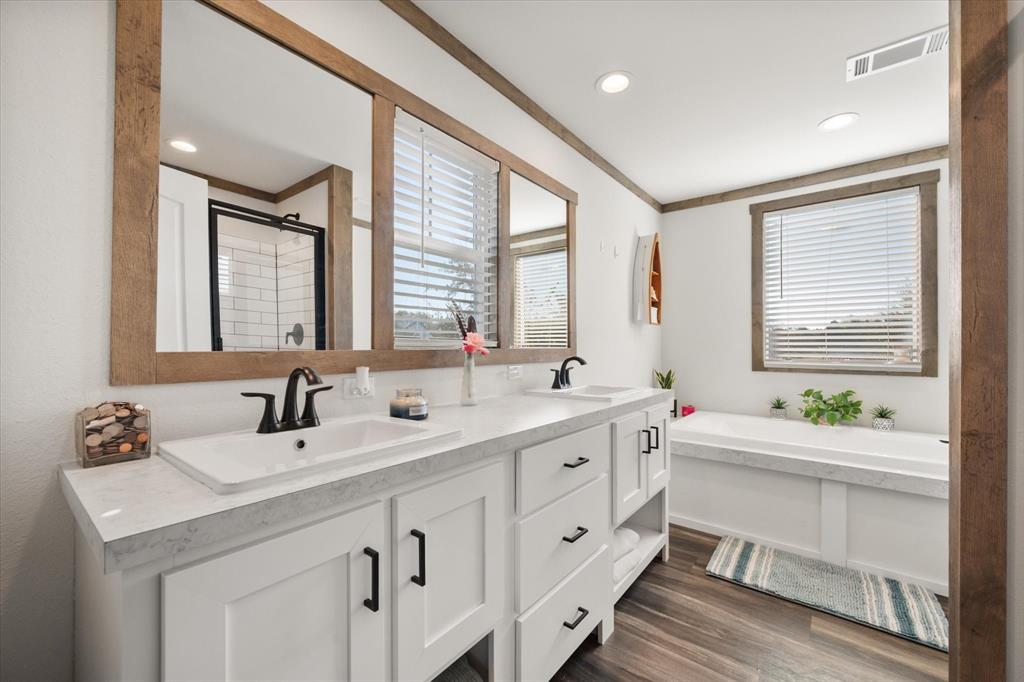 16857 Fm 639 Property Photo 17