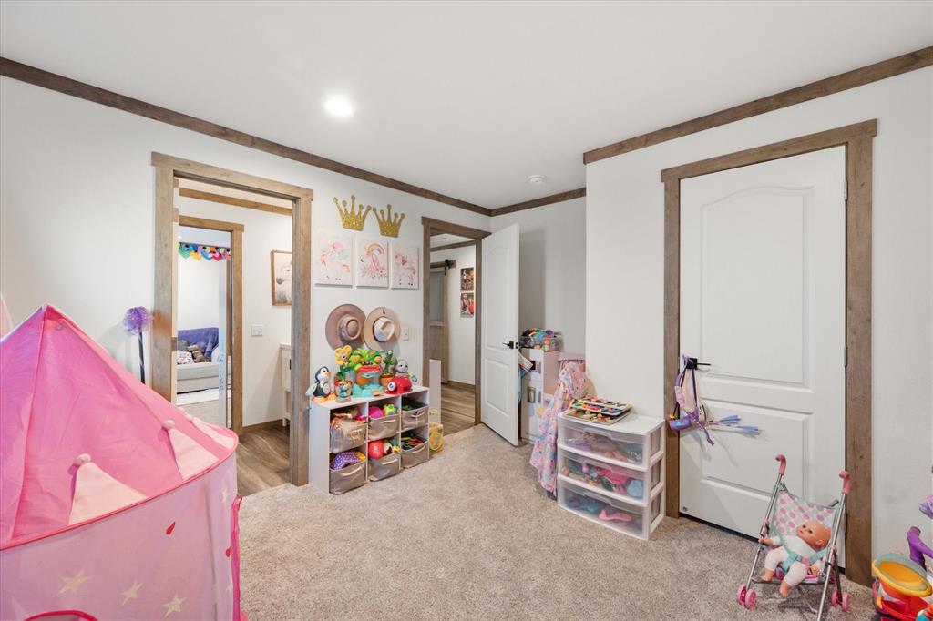 16857 Fm 639 Property Photo 23