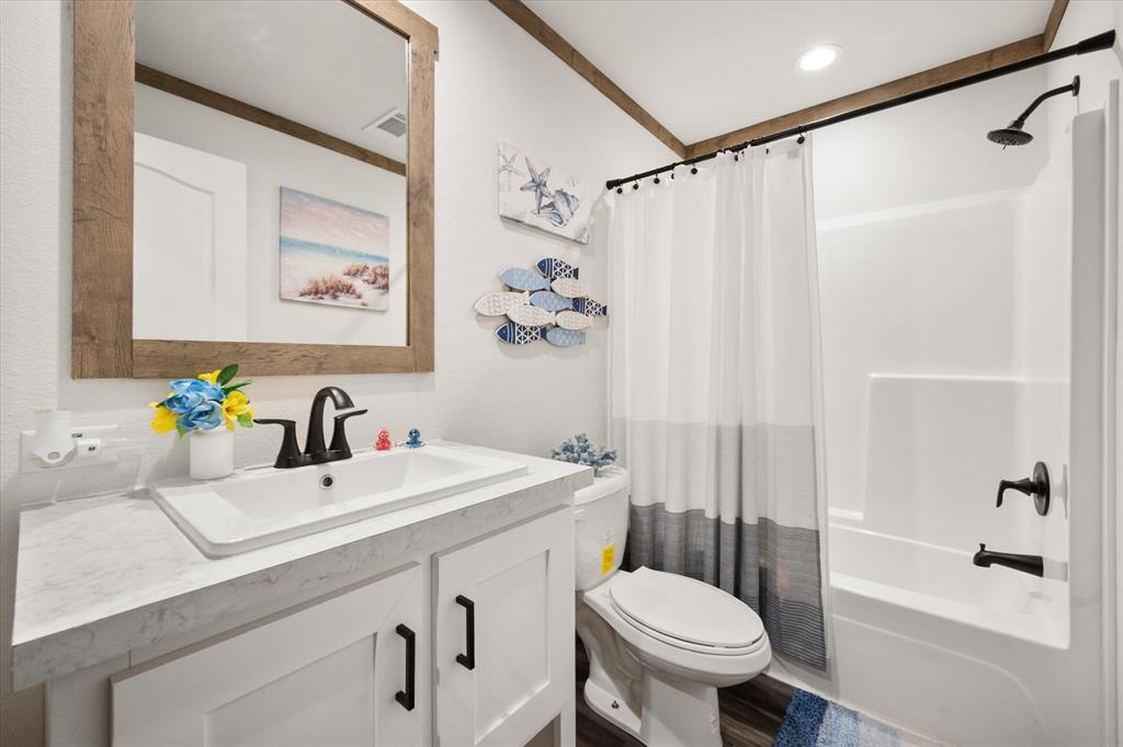 16857 Fm 639 Property Photo 25