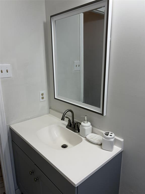 3002 Barrington Place Property Photo 9