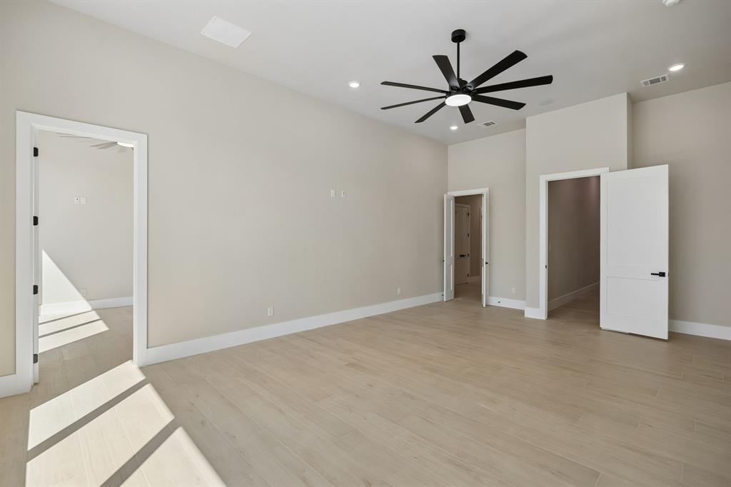 304 Mint Ridge Property Photo 20