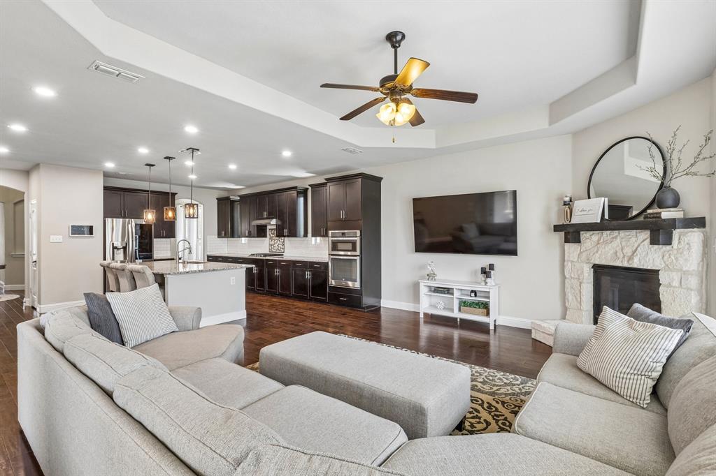 1305 Grapevine Cove Property Photo 8