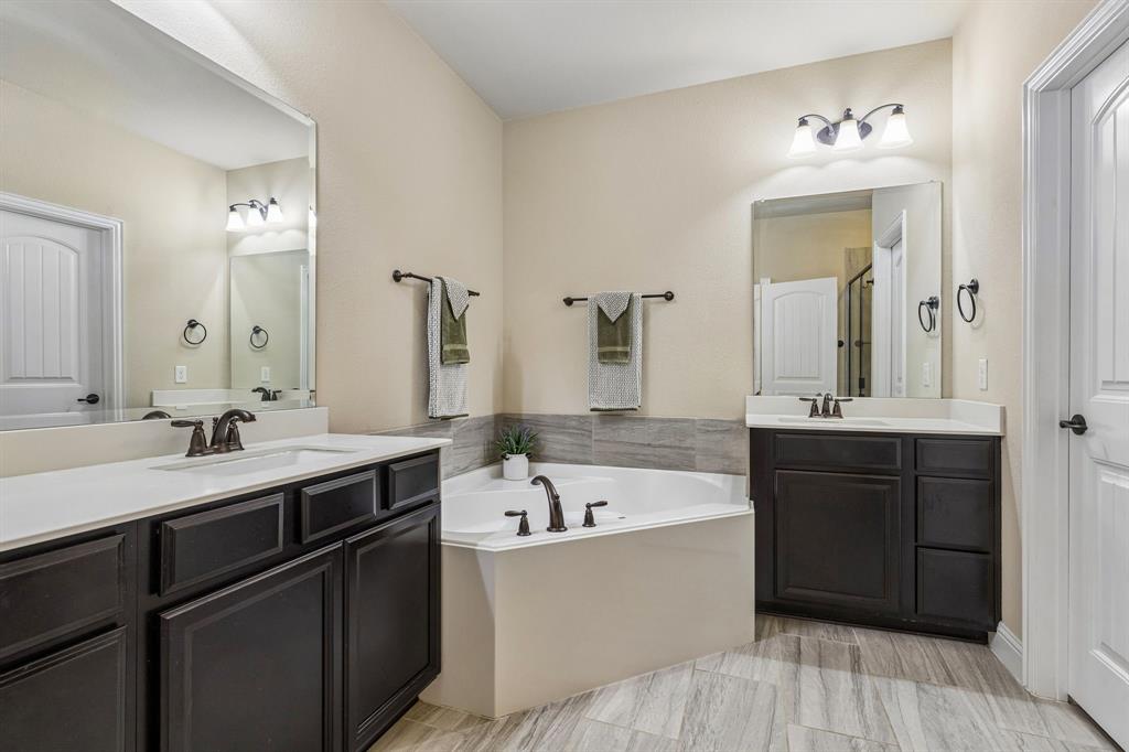 1305 Grapevine Cove Property Photo 20