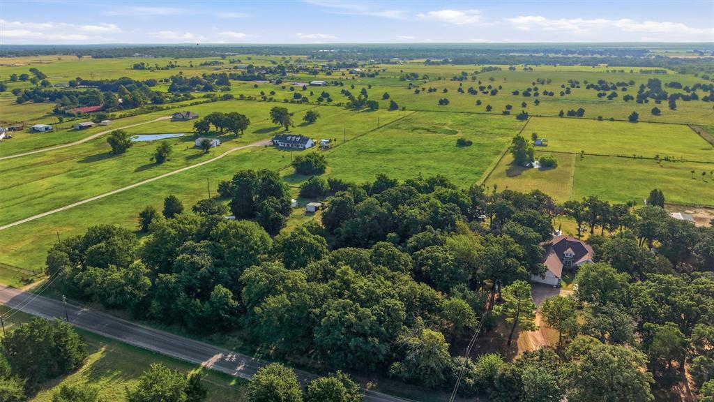 1614 W Line Road Property Photo 2