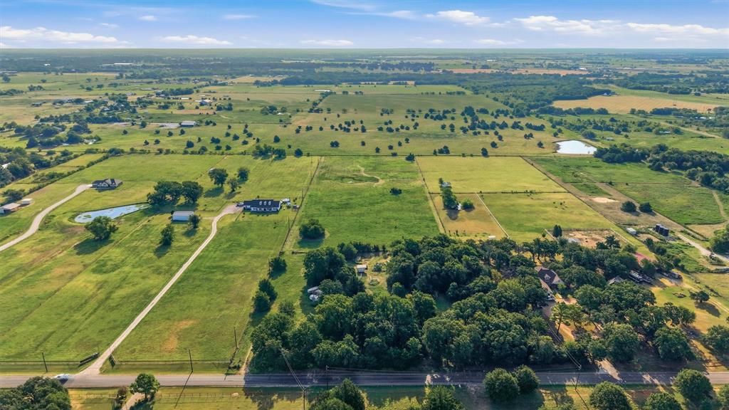 1614 W Line Road Property Photo 11