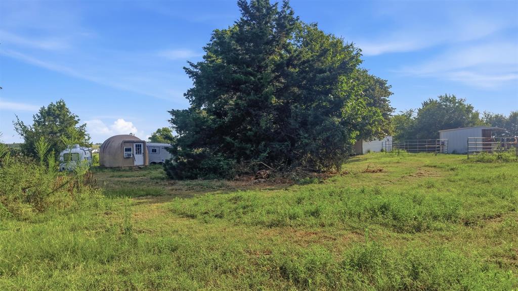 1614 W Line Road Property Photo 28