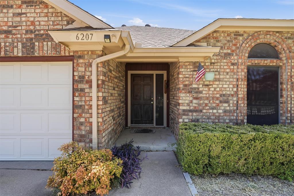 6207 Declaration Drive Property Photo 4