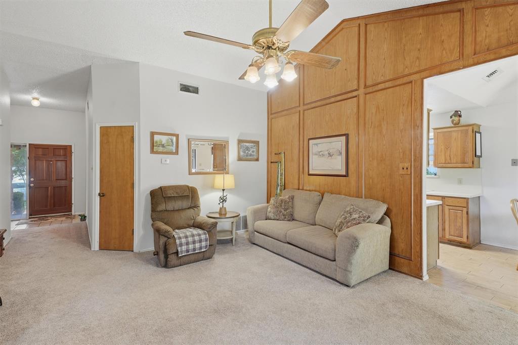 6207 Declaration Drive Property Photo 7