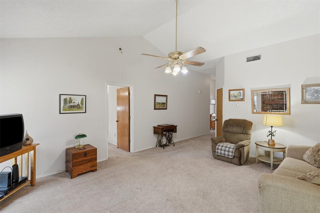 6207 Declaration Drive Property Photo 8