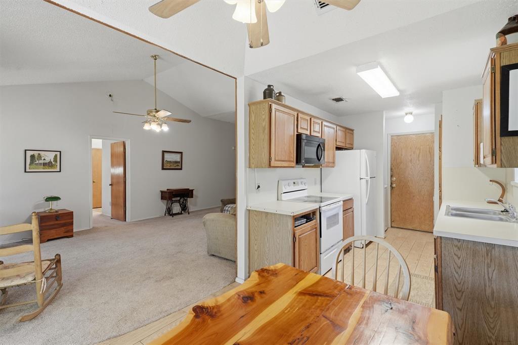 6207 Declaration Drive Property Photo 11