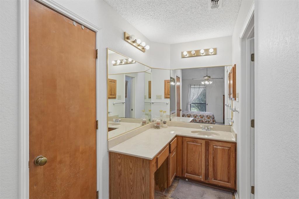 6207 Declaration Drive Property Photo 24