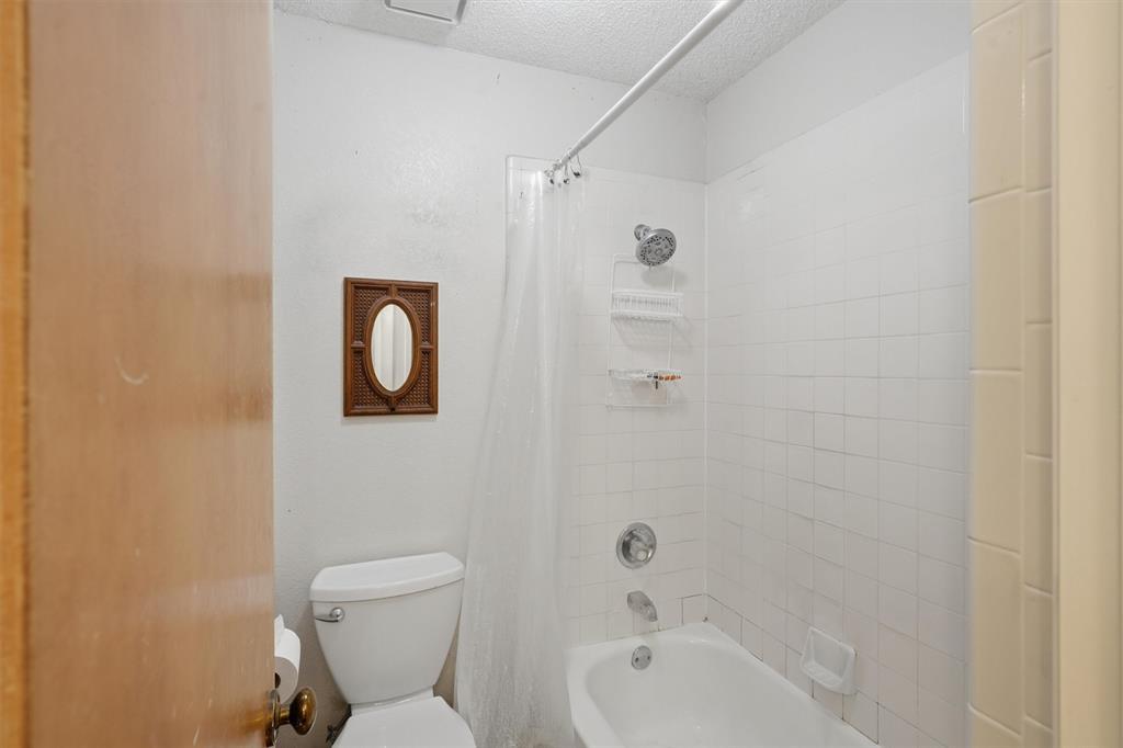 6207 Declaration Drive Property Photo 25