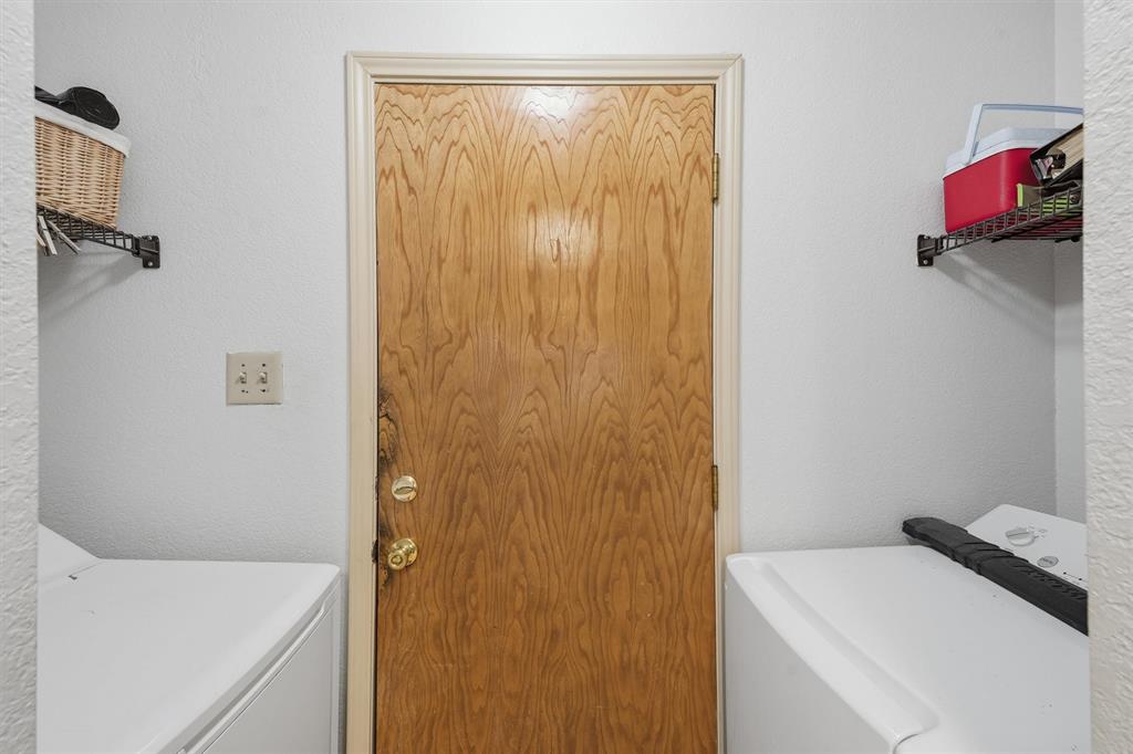 6207 Declaration Drive Property Photo 26