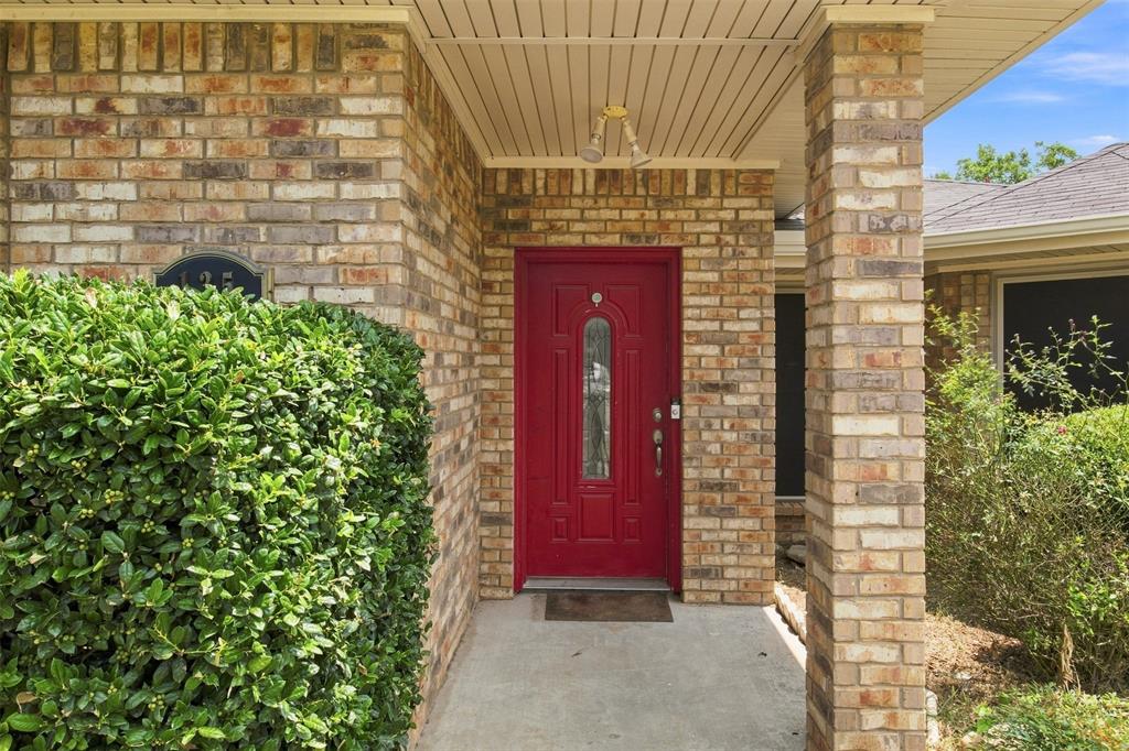 135 Meadow Ridge Drive Property Photo 5