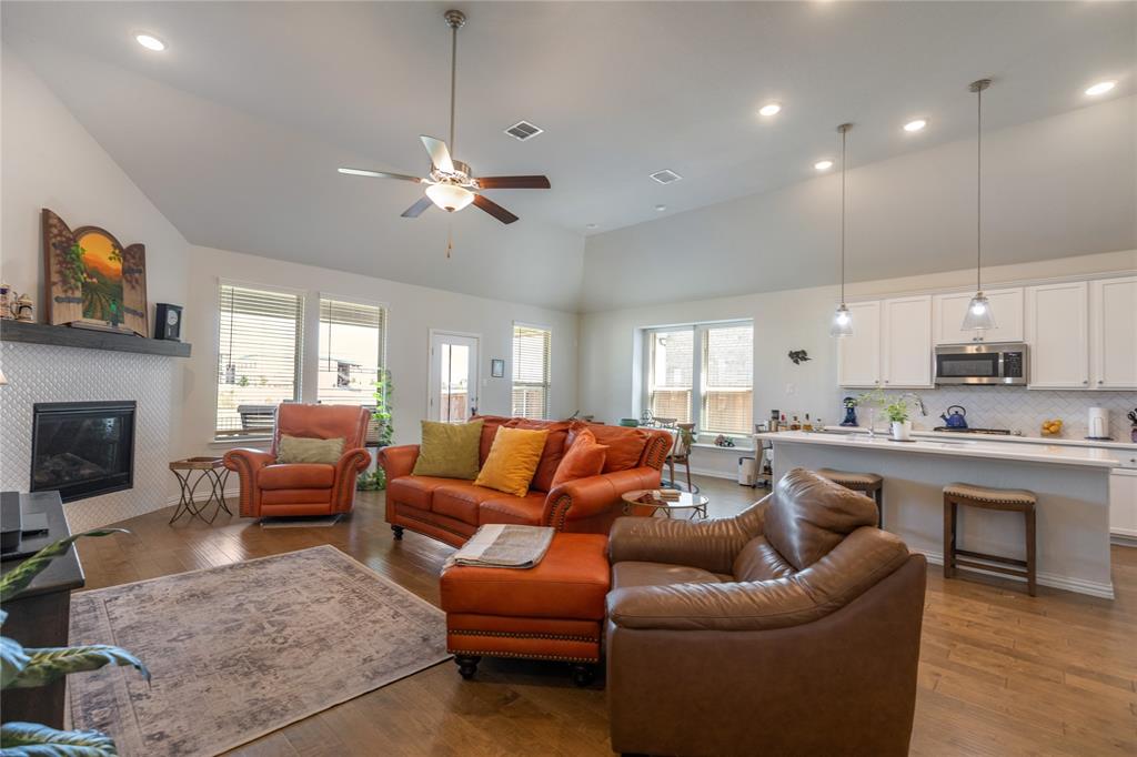 10324 Lakemont Drive Property Photo 15