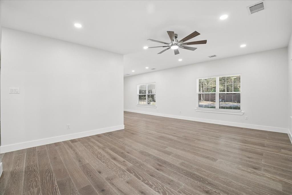 5902 Fm 2494 Property Photo 5