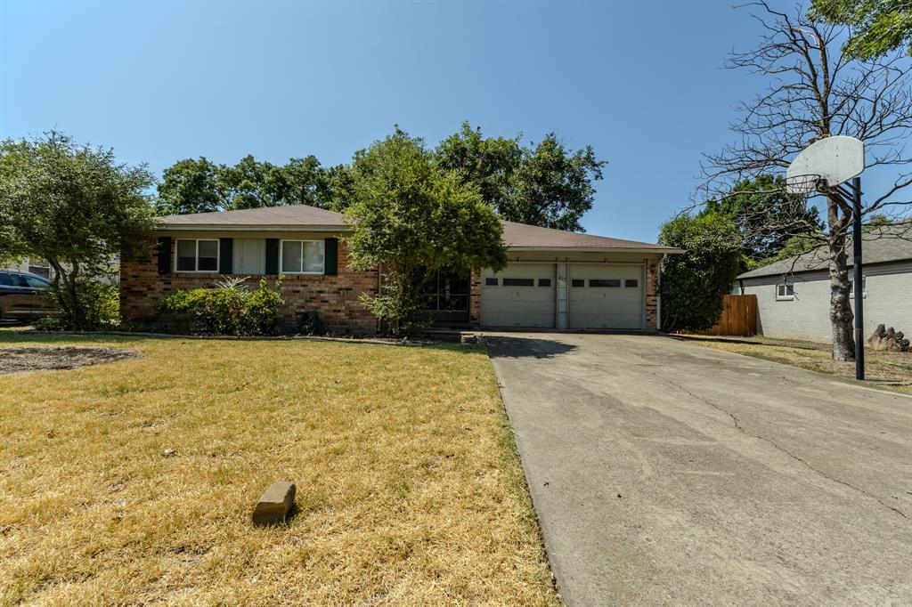 617 Parkview Lane Property Photo 1