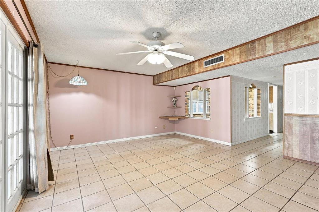 6305 Magnolia Lane Property Photo 10