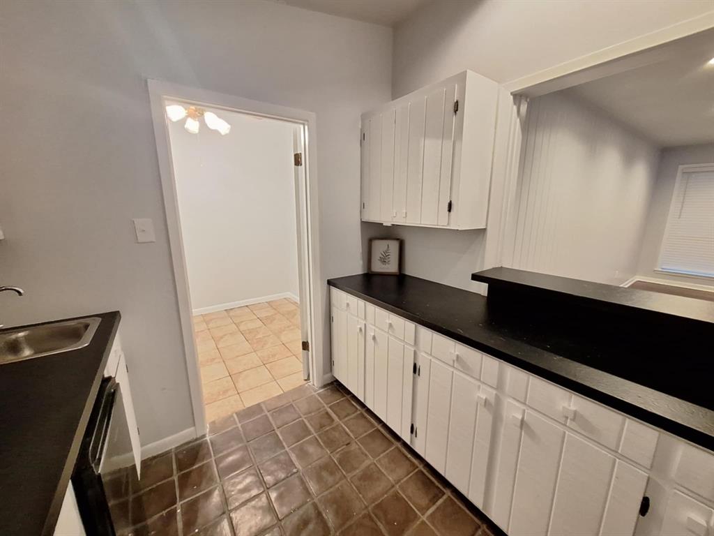 8314 Ashbourne Drive Property Photo 18