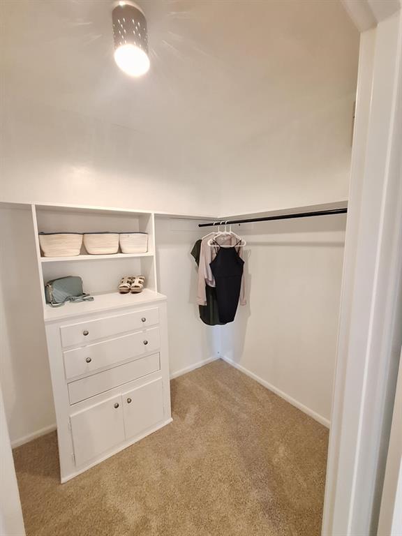 8314 Ashbourne Drive Property Photo 23