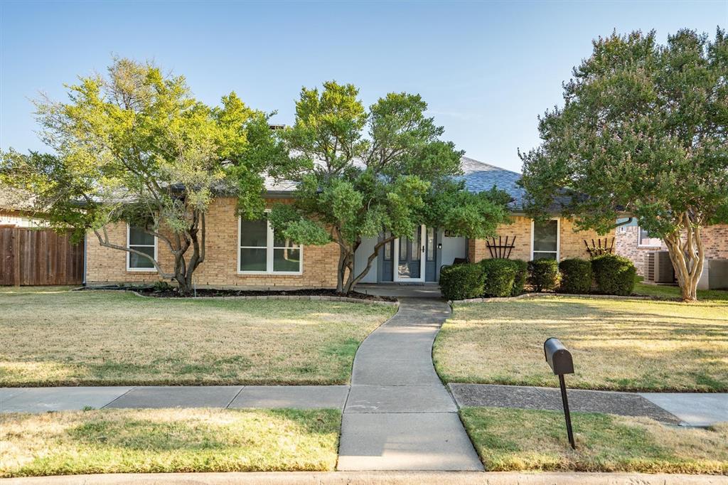 1304 River Oaks Drive Property Photo 1