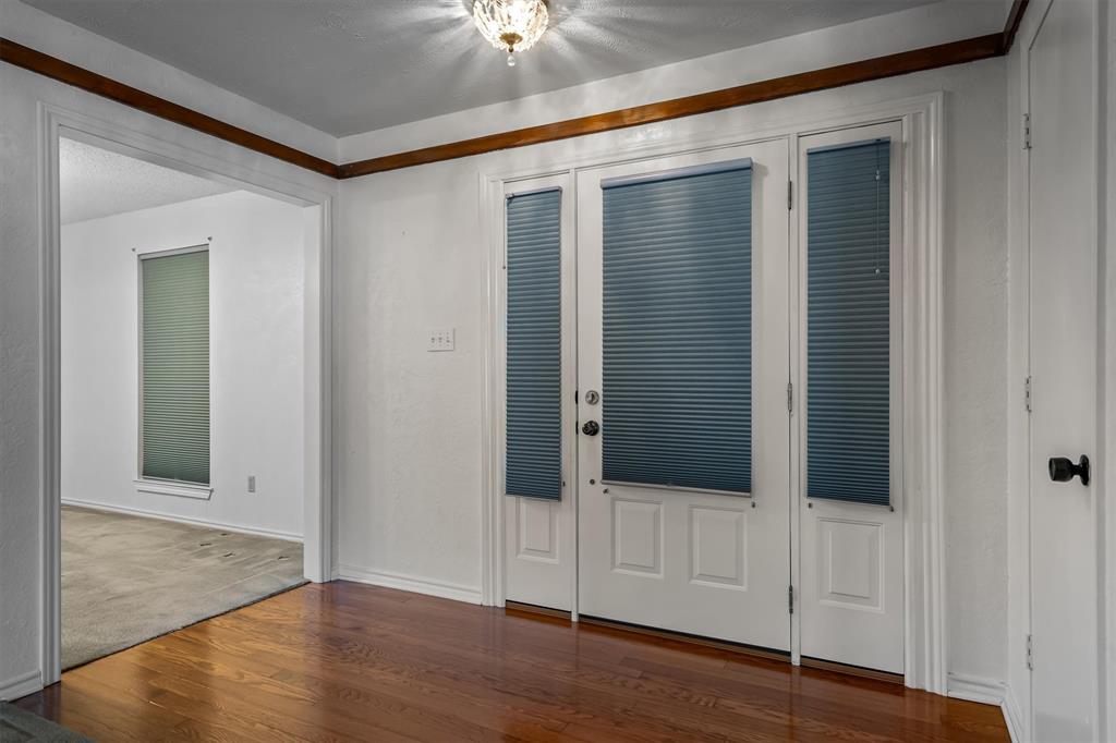 1304 River Oaks Drive Property Photo 5