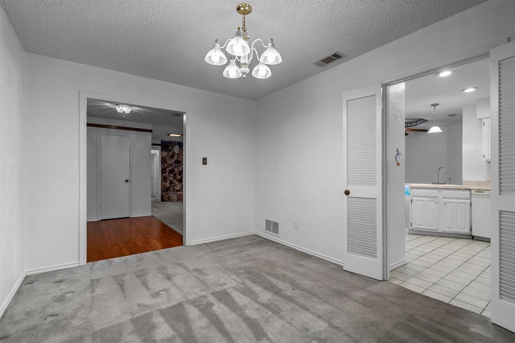 1304 River Oaks Drive Property Photo 12