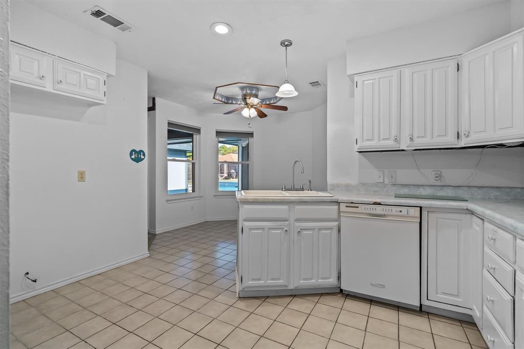1304 River Oaks Drive Property Photo 17