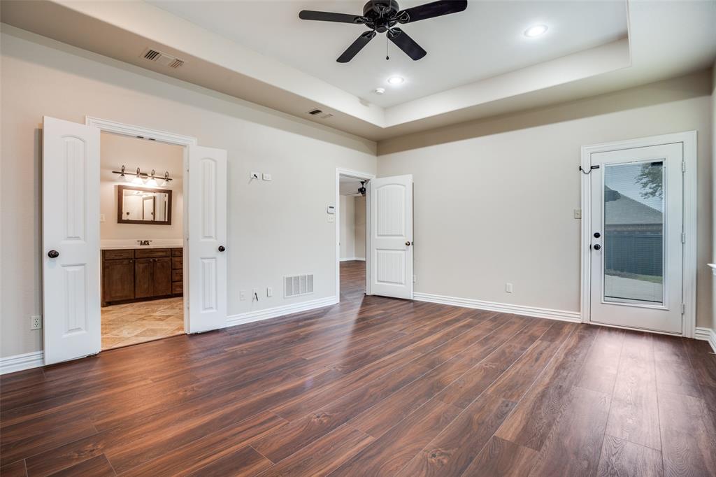 809 Longridge Property Photo 18