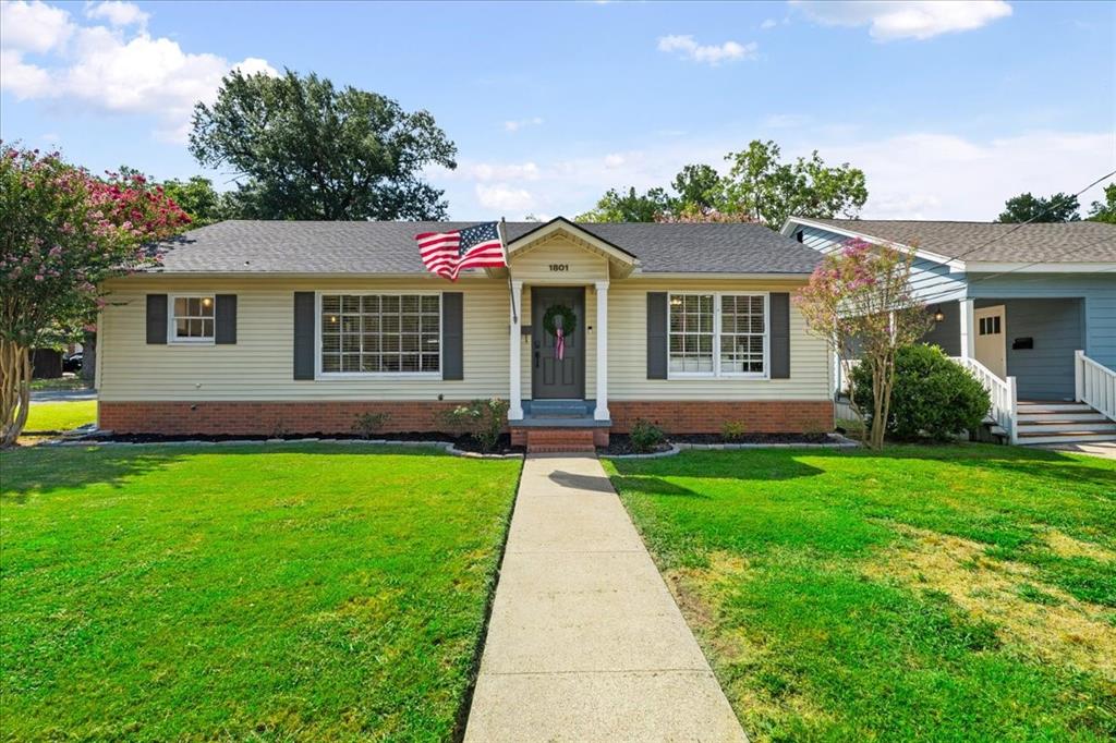 1801 Woodlawn Avenue Property Photo 1