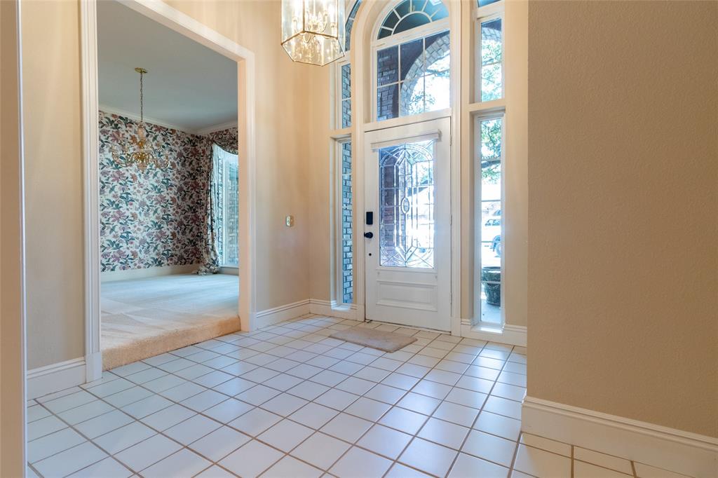2 Sutton Place Property Photo 4