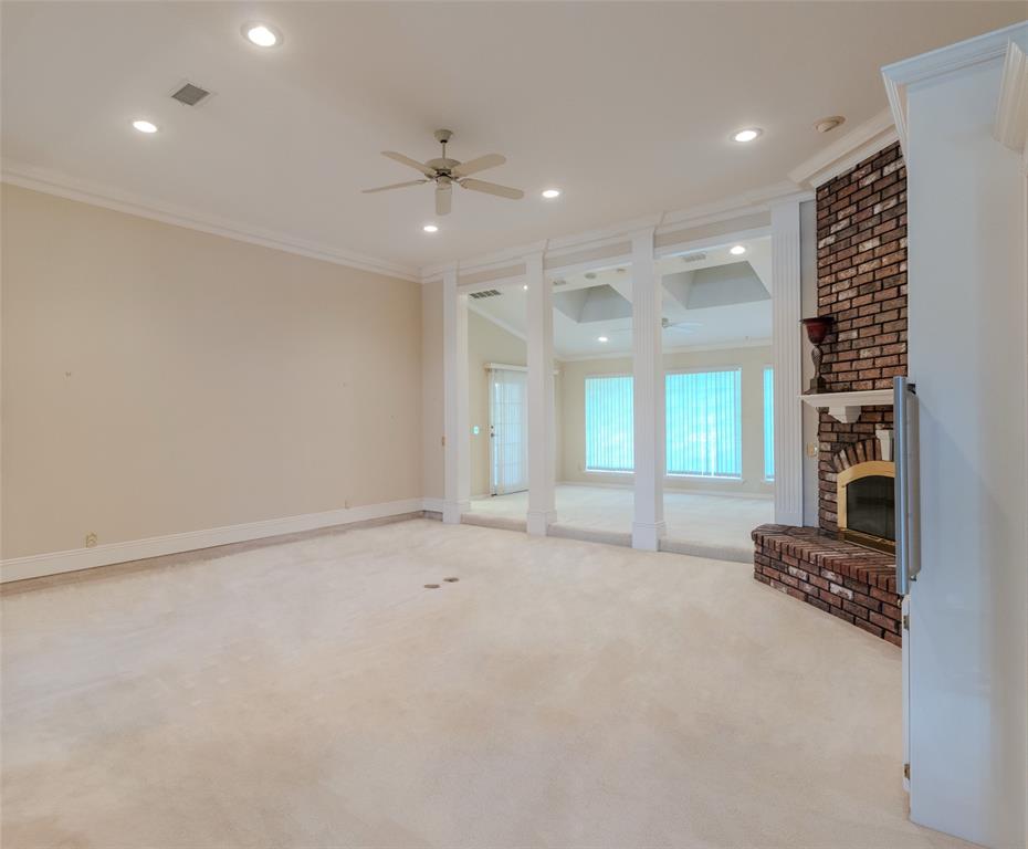 2 Sutton Place Property Photo 12