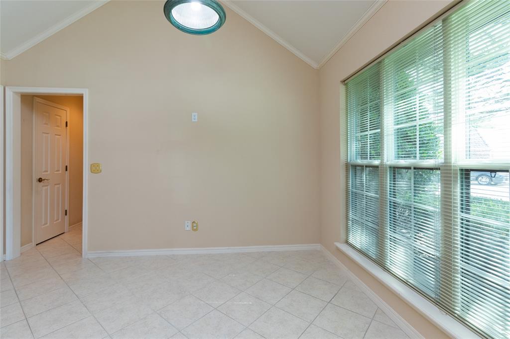 2 Sutton Place Property Photo 28