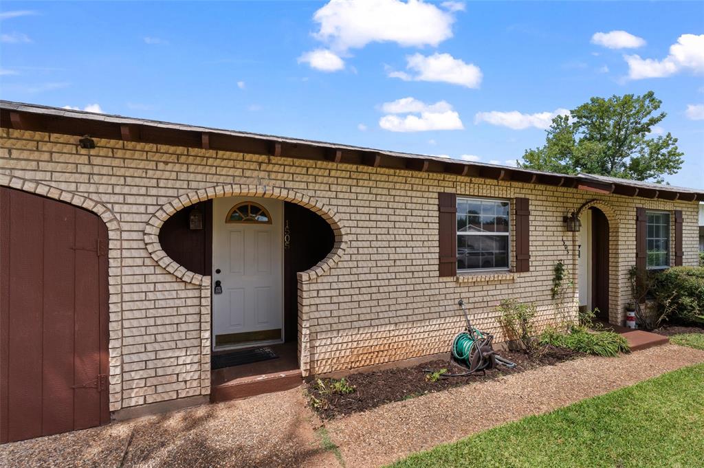 1505 Teresa Place Property Photo 6