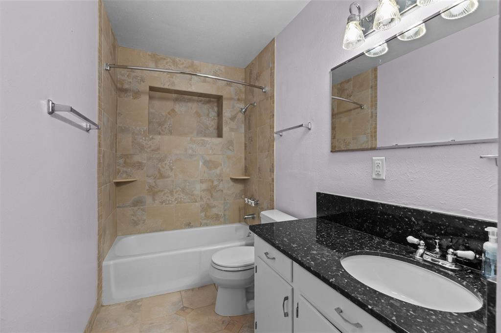 1505 Teresa Place Property Photo 23