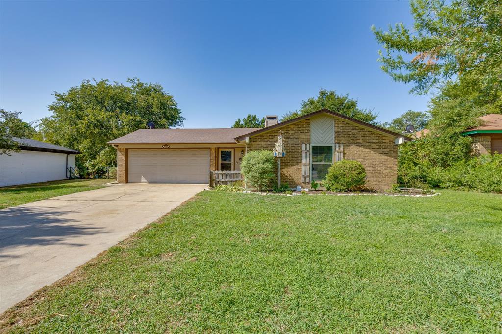 741 NW James Circle Property Photo 1