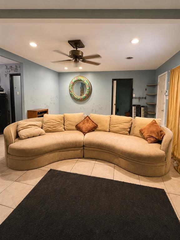 54 Nw 29th Street Property Photo 2