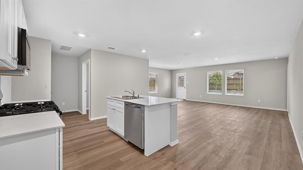 344 Wayland Street Property Photo 2