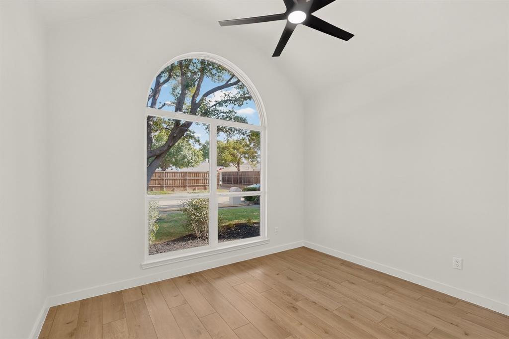1202 Grimsworth Lane Property Photo 25
