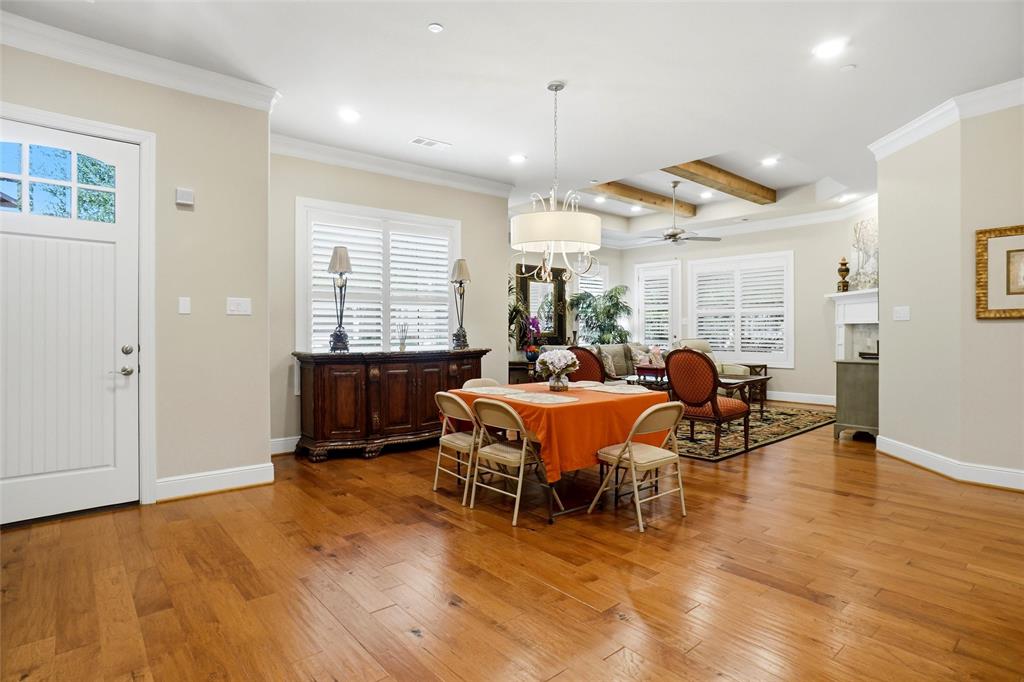 365 Watermere Drive Property Photo 2
