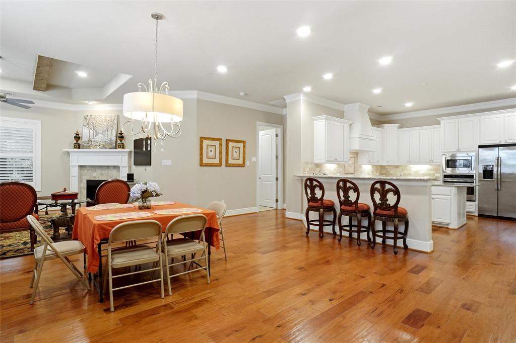 365 Watermere Drive Property Photo 3