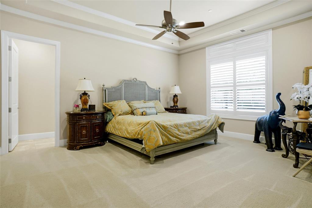 365 Watermere Drive Property Photo 14